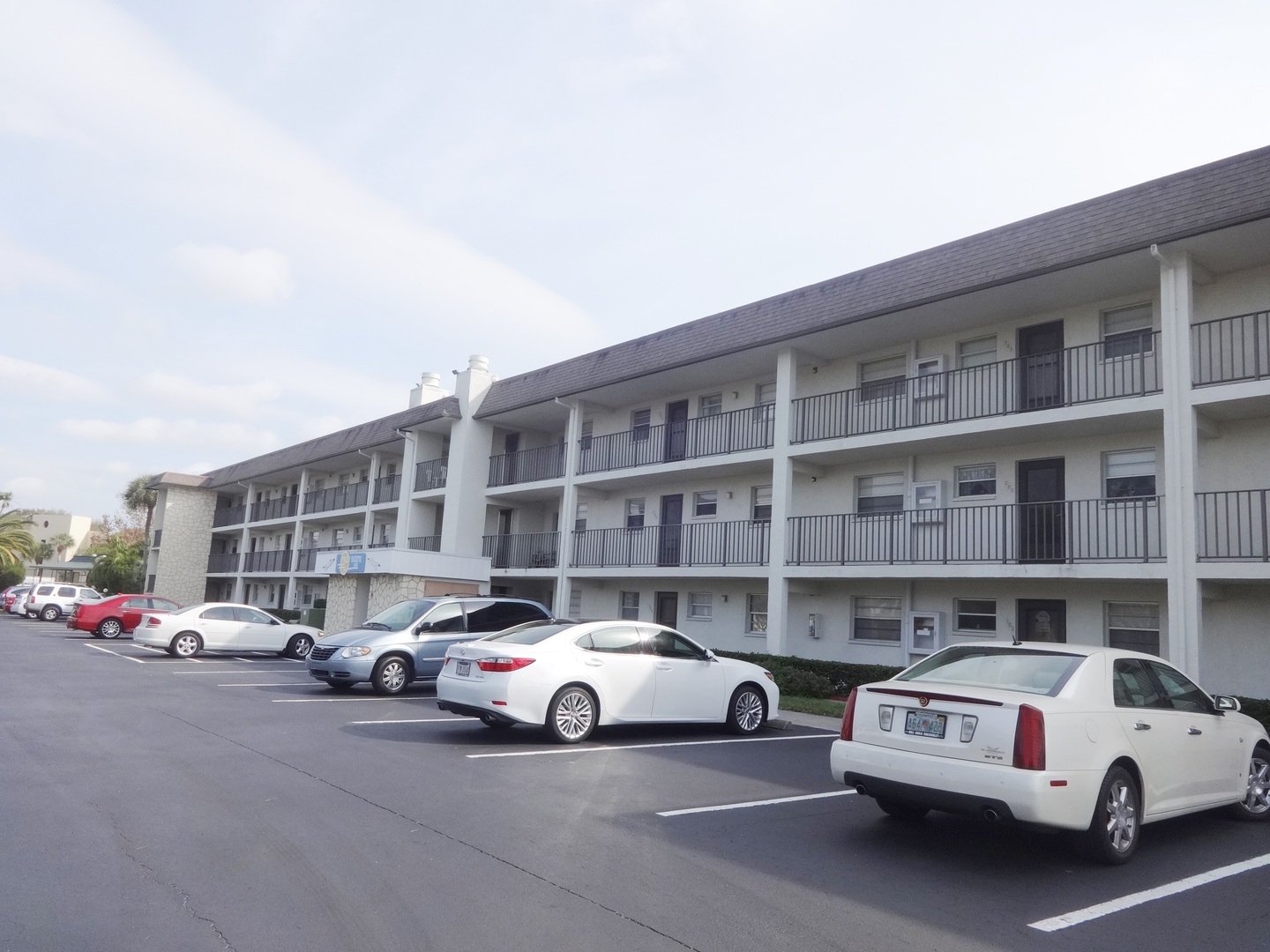 VENICE Condo: 102 CAPRI ISLES BLVD., #210