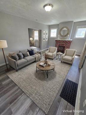 3 BEDROOM SINGLE FAMILY HOME- RENT SPECIAL – photo 1