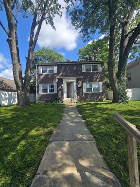 2 BEDROOM DUPLEX - 1 MONTH FREE – photo 1