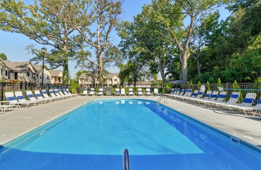 2 BEDROOM APARTMENT - $300 Off first months rent – photo 1