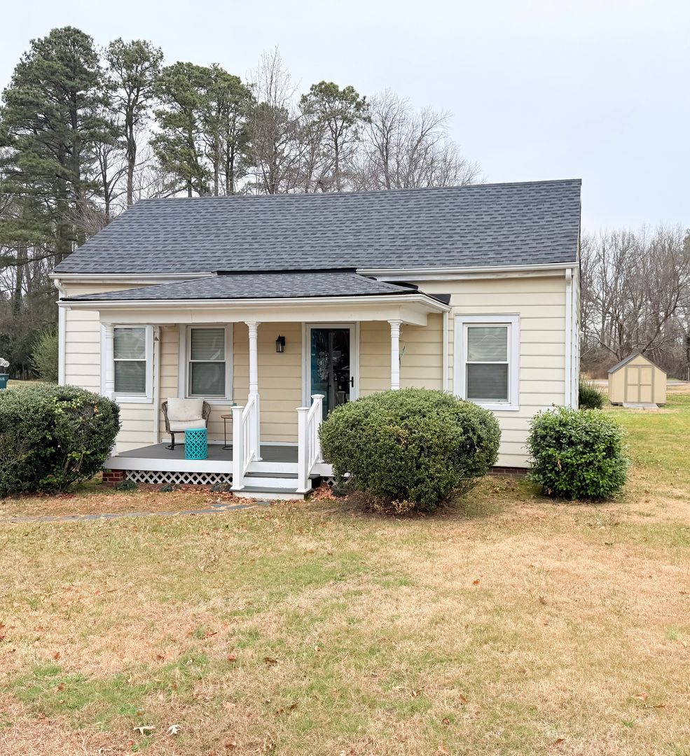 Richmond House: 906 North Concord Ave