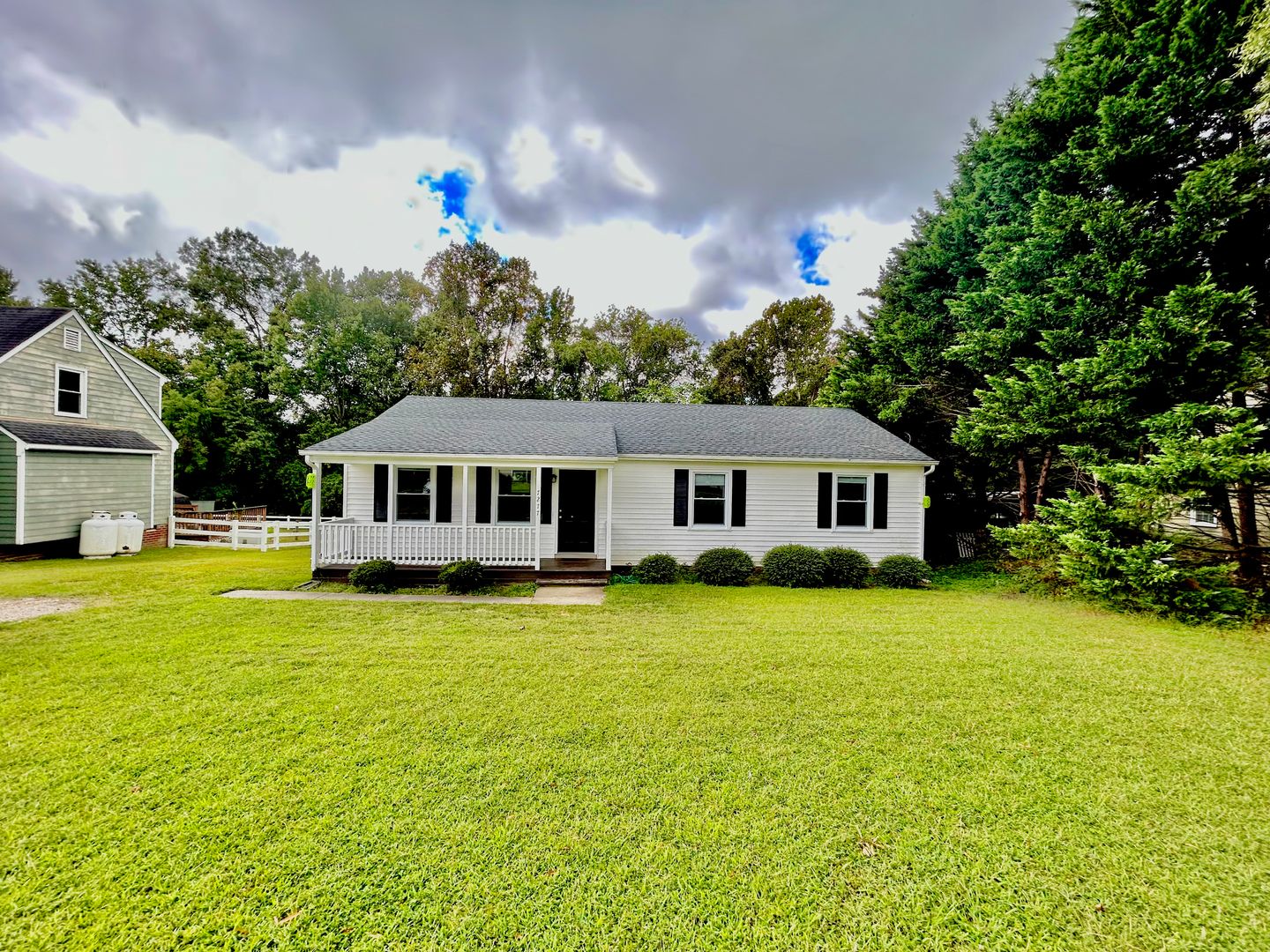Mechanicsville House: 7277 Ann Cabell Ln