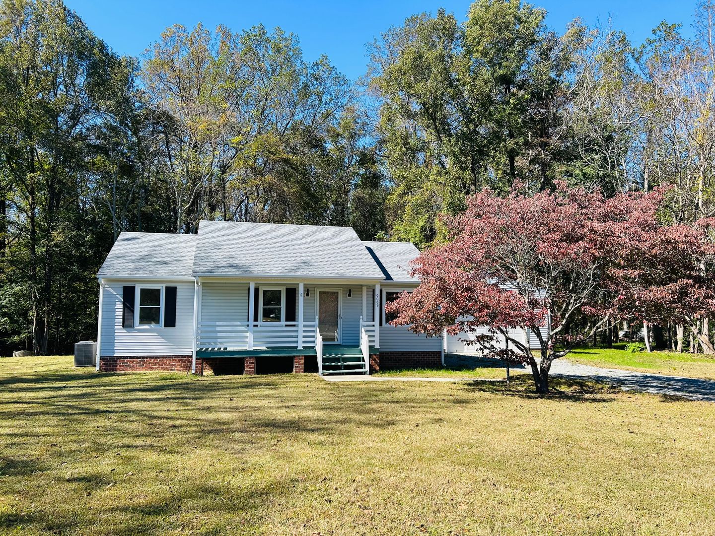 Mechanicsville House: 9089 Pine Hill Rd
