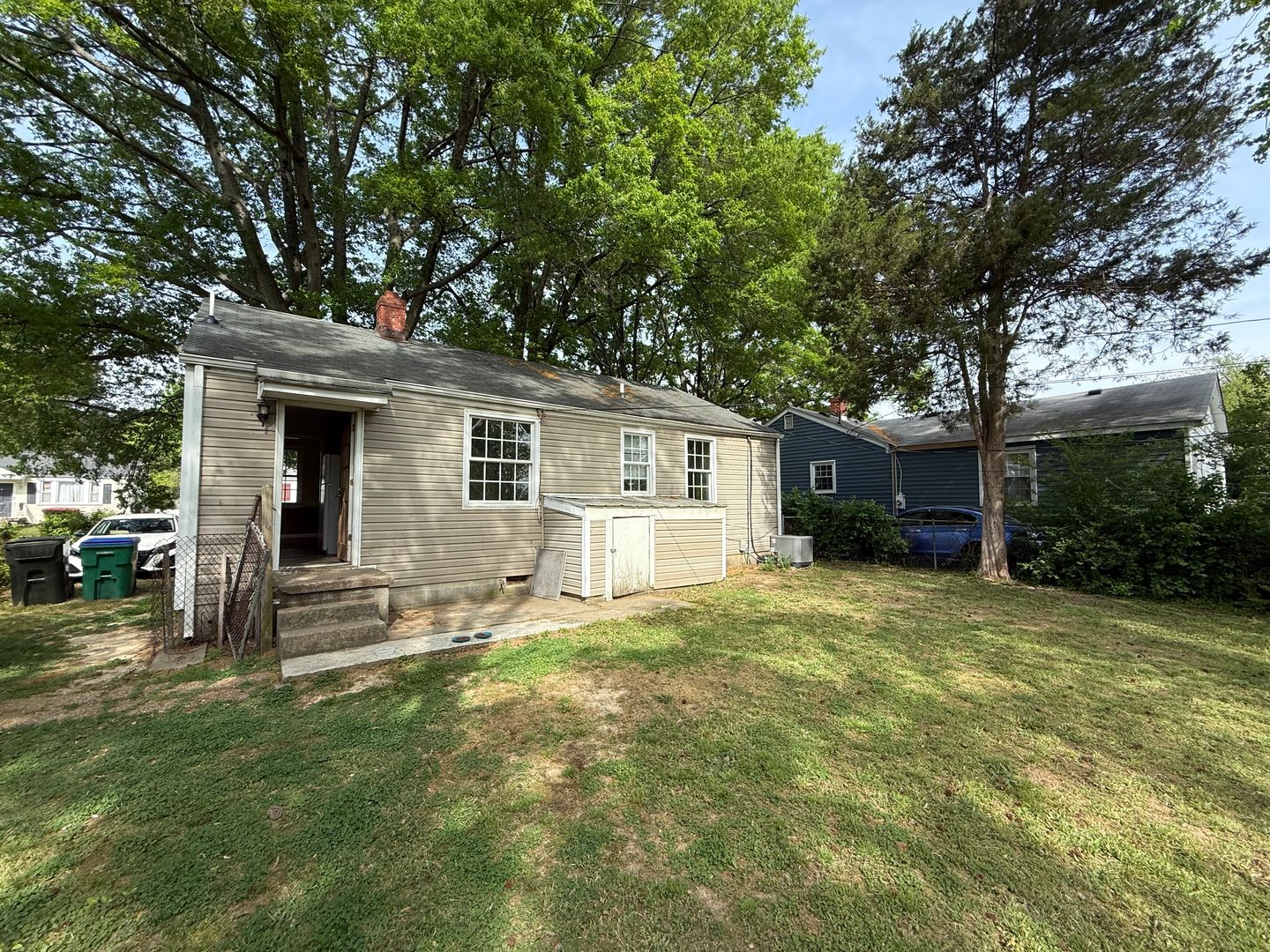 Richmond House: 3412 Mike Rd