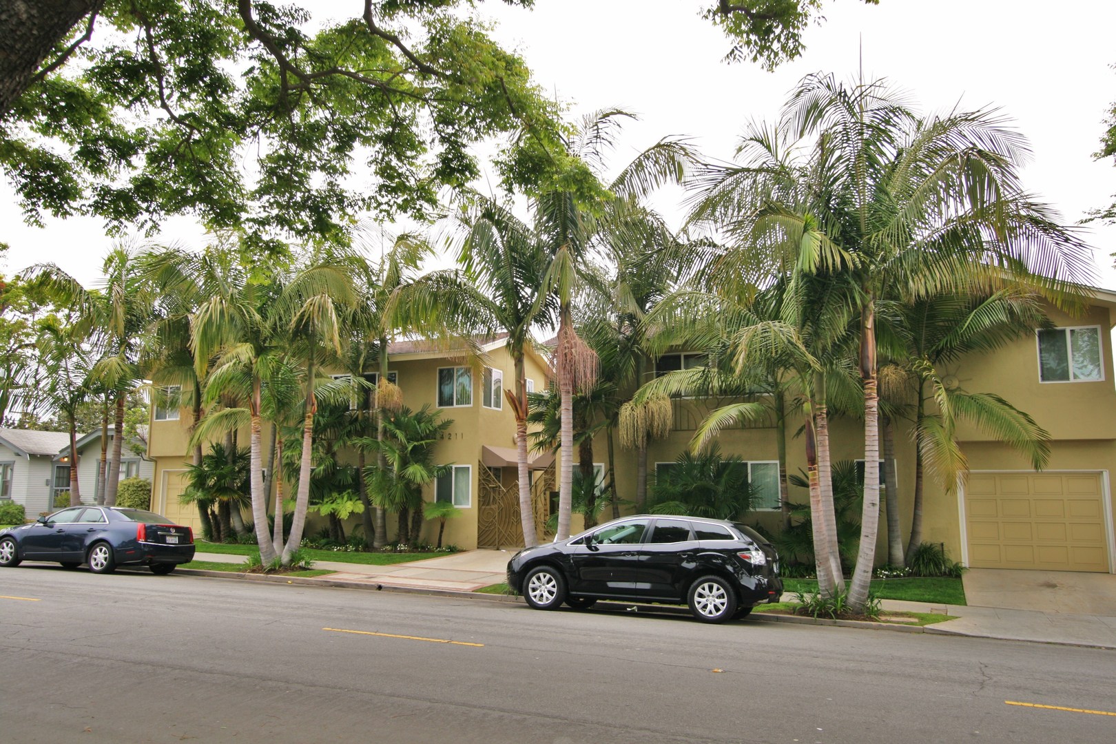 Long Beach Apartment: 4211-4217 E. 5th Street