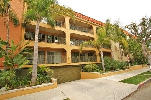 2 Bedroom 2 Bath Condo Style Apartment with Parking in Prime Belmont Heights – photo 1