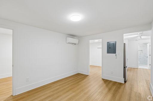 Brand New 3 Bedroom Apartment 2 Blocks From Capitol – photo 1