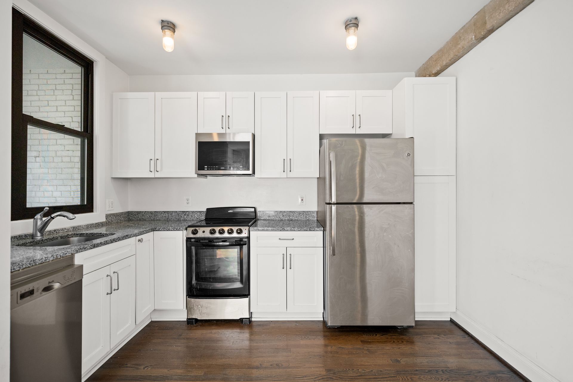 Washington Apartment: 1443 T St NW, Apt 22