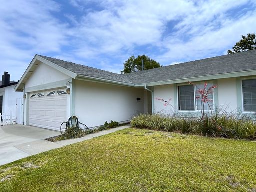 Wonderful 4-Bedroom Home Near Bolsa Chica Wetlands! – photo 1