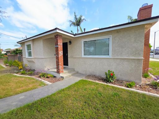 Remodeled 3-Bedroom, 2-Bathroom Home in Prime Downey Location! – photo 1