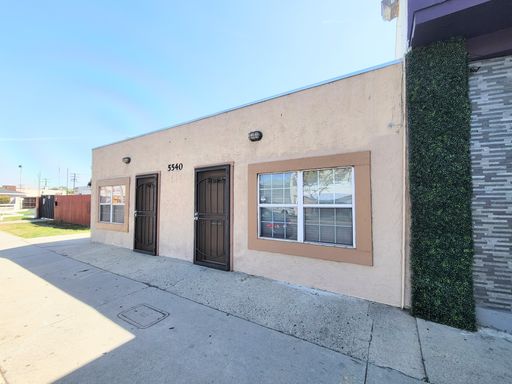 Full-Service Office in Prime Long Beach! – photo 1