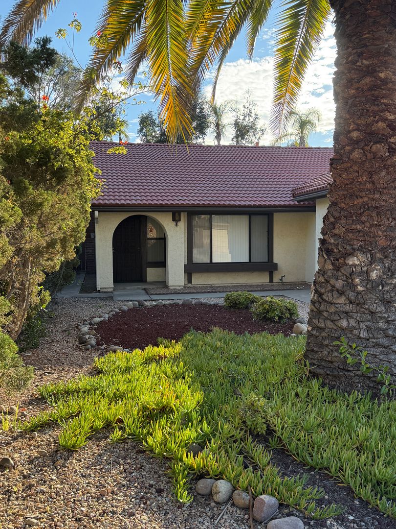 San Diego House: 17636 Valladares Dr.
