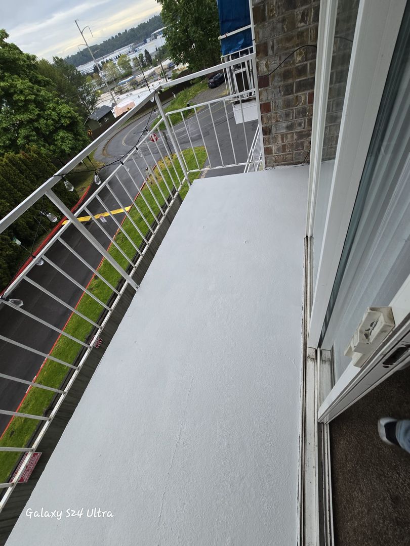 Seattle Apartment: 9929 14th Ave S