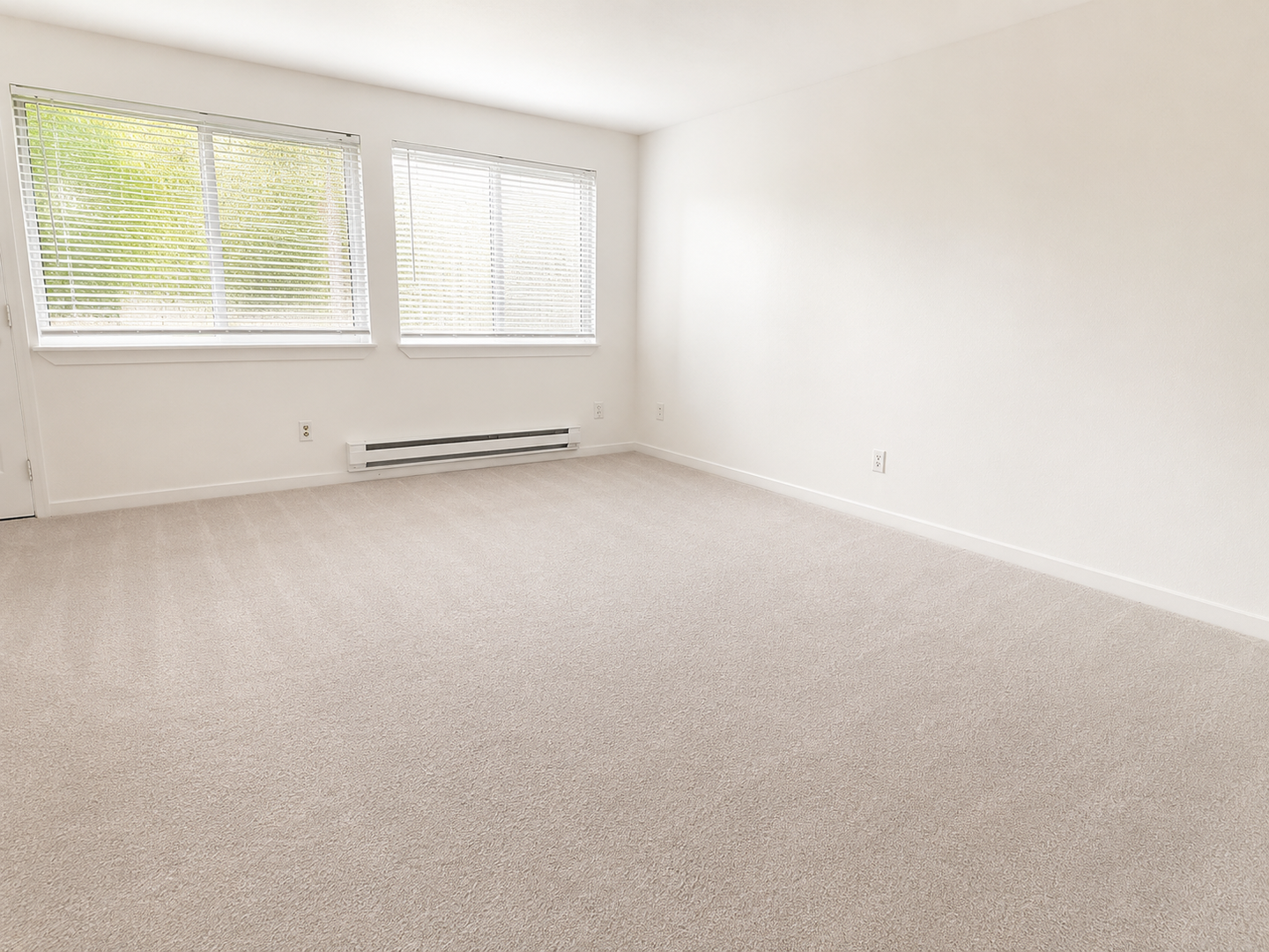 Seattle Apartment: 10007 17th PL S