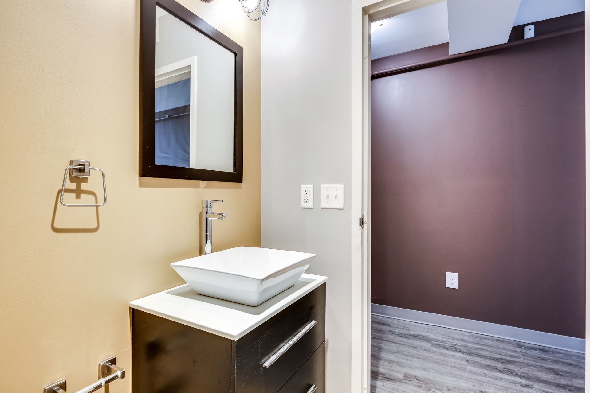 Baltimore Apartment: 501 W. Franklin Street