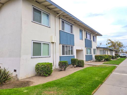 1Bed/1Bath Apartment in Oxnard – photo 1