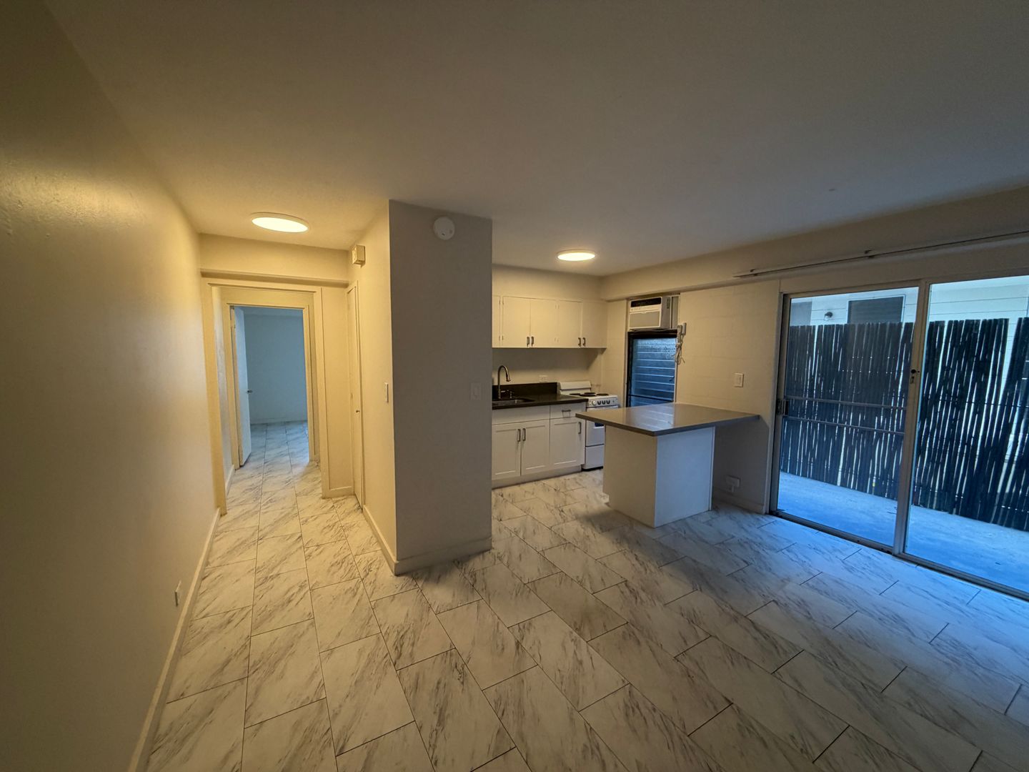 Honolulu Apartment: 438 Kuamoo Street