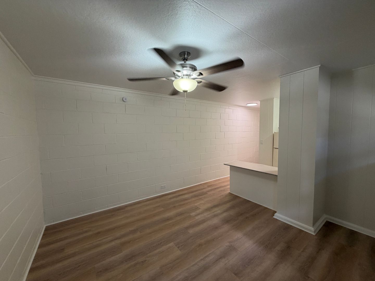Honolulu Apartment: 2032 Kapiolani Boulevard