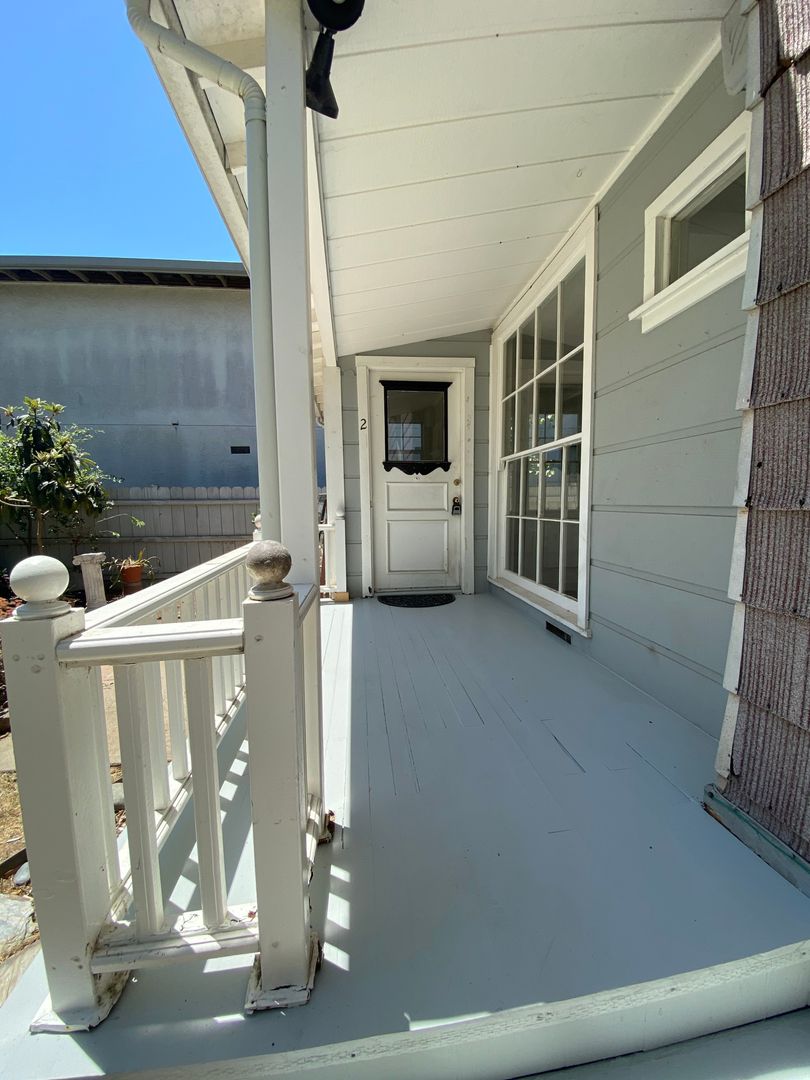 Benicia Apartment: 190 West K Street