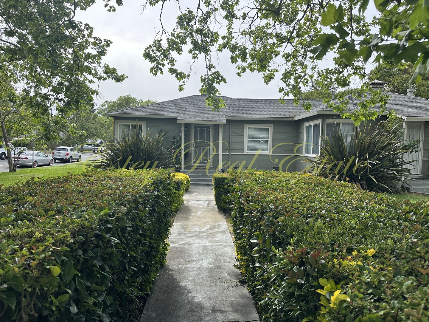 Vallejo Apartment: 901 -905 Mariposa