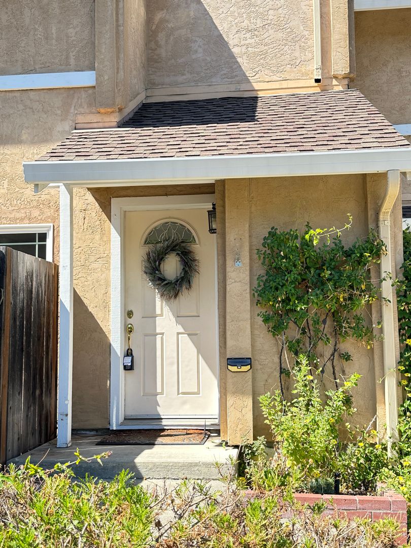 Benicia House: 553 Willow Court