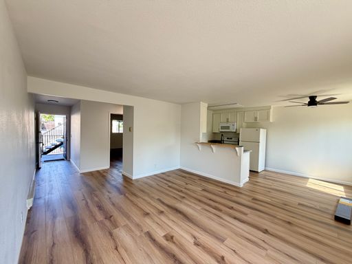 Ground Floor Remodeled 1 bedroom Apartment