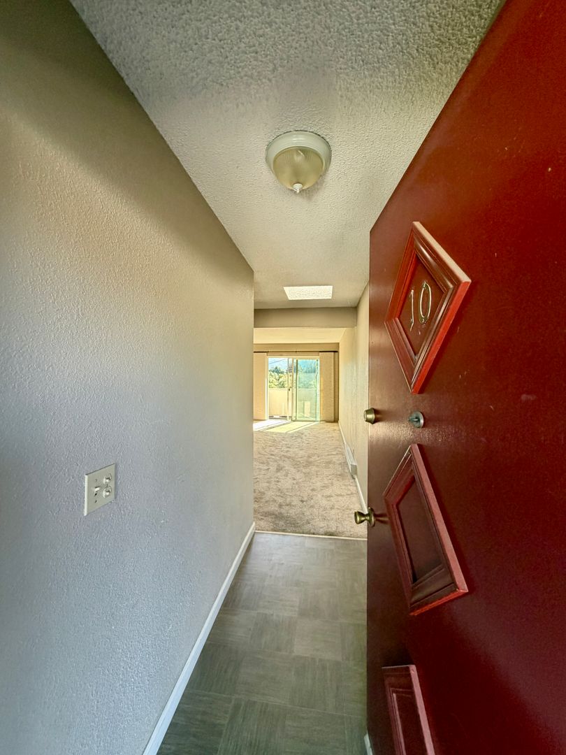 Benicia Apartment: 1248 East 7th Street