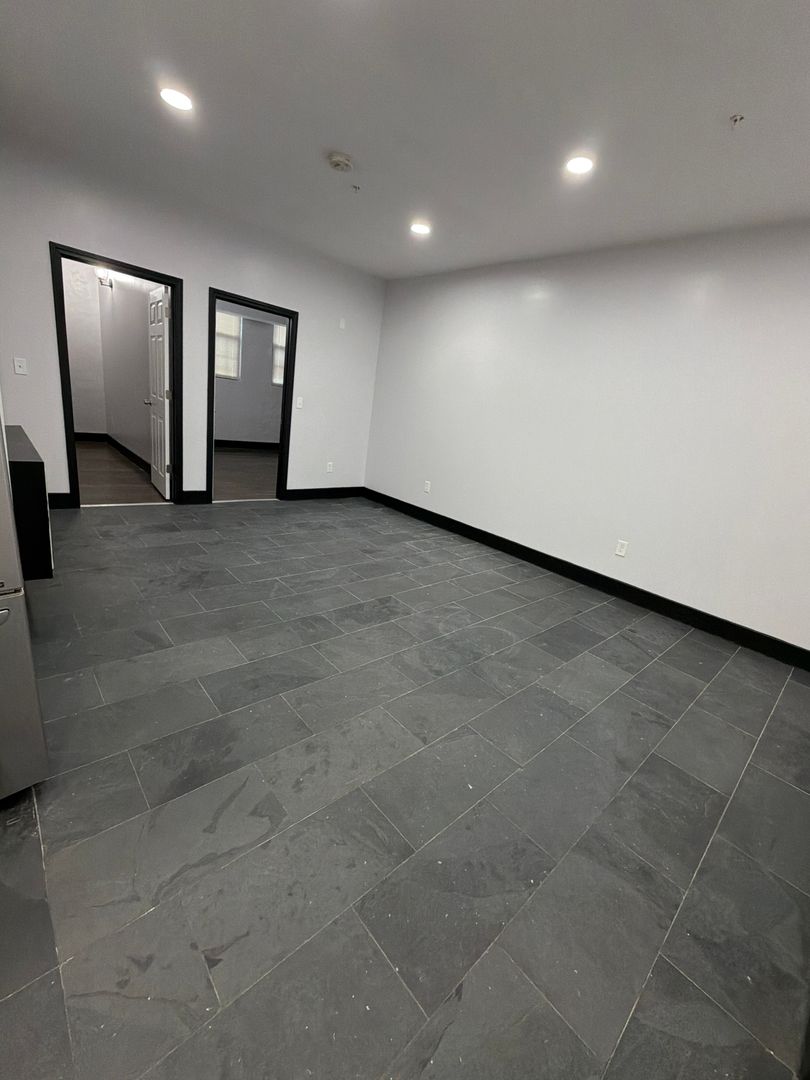 Lawrence Apartment: 9-17 Appleton Street
