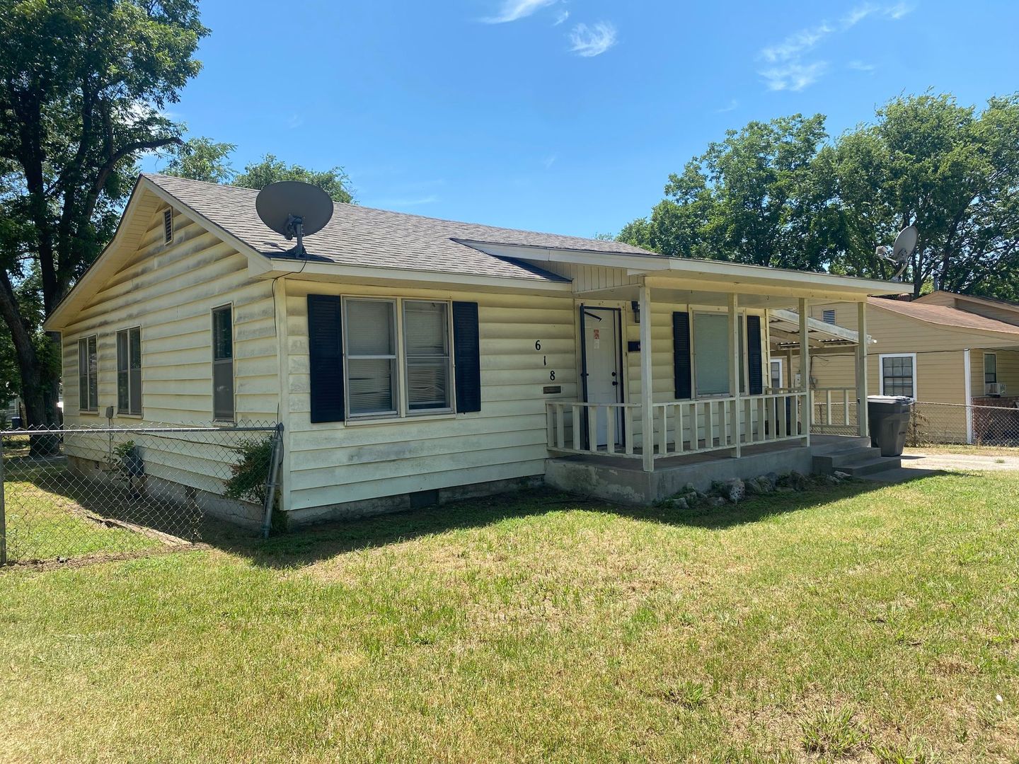 Ardmore House: 715 Mclish Ave SW