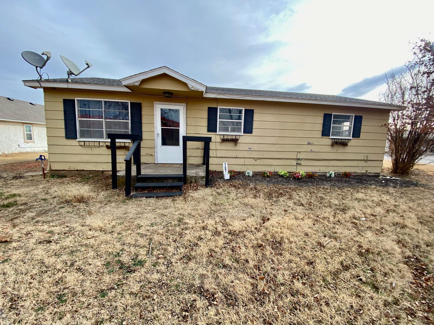 Hinton House: 707 N Broadway Lot #4