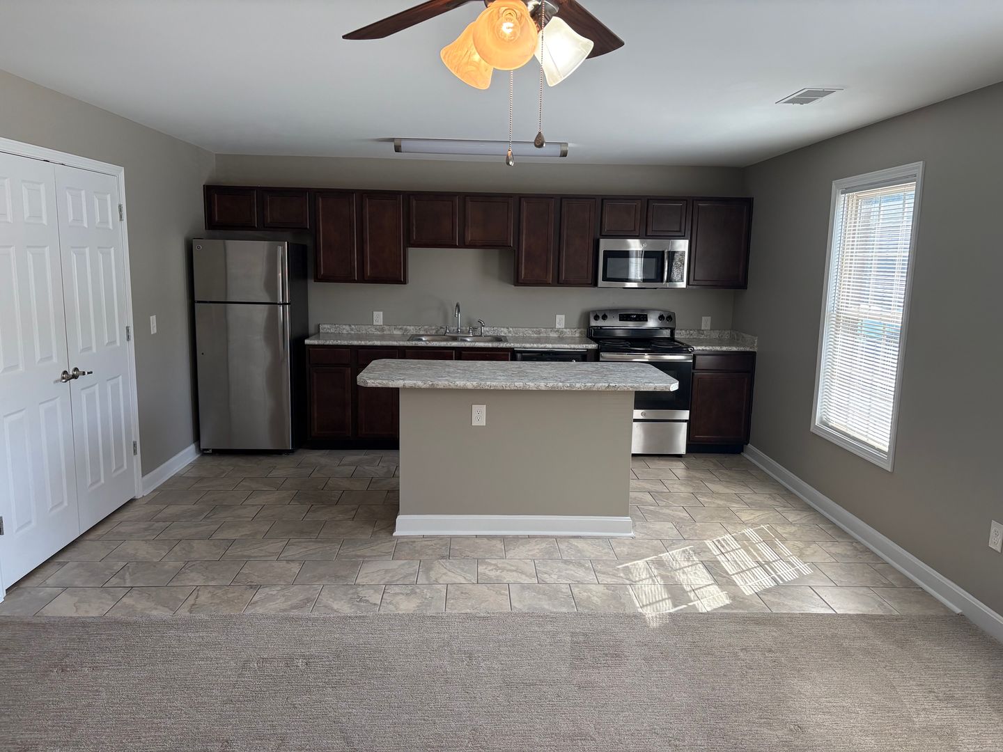 Richmond Apartment: 404 Southern Cross Dr.