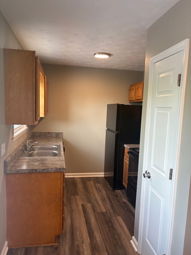 Richmond Apartment: 303 Timothy Way