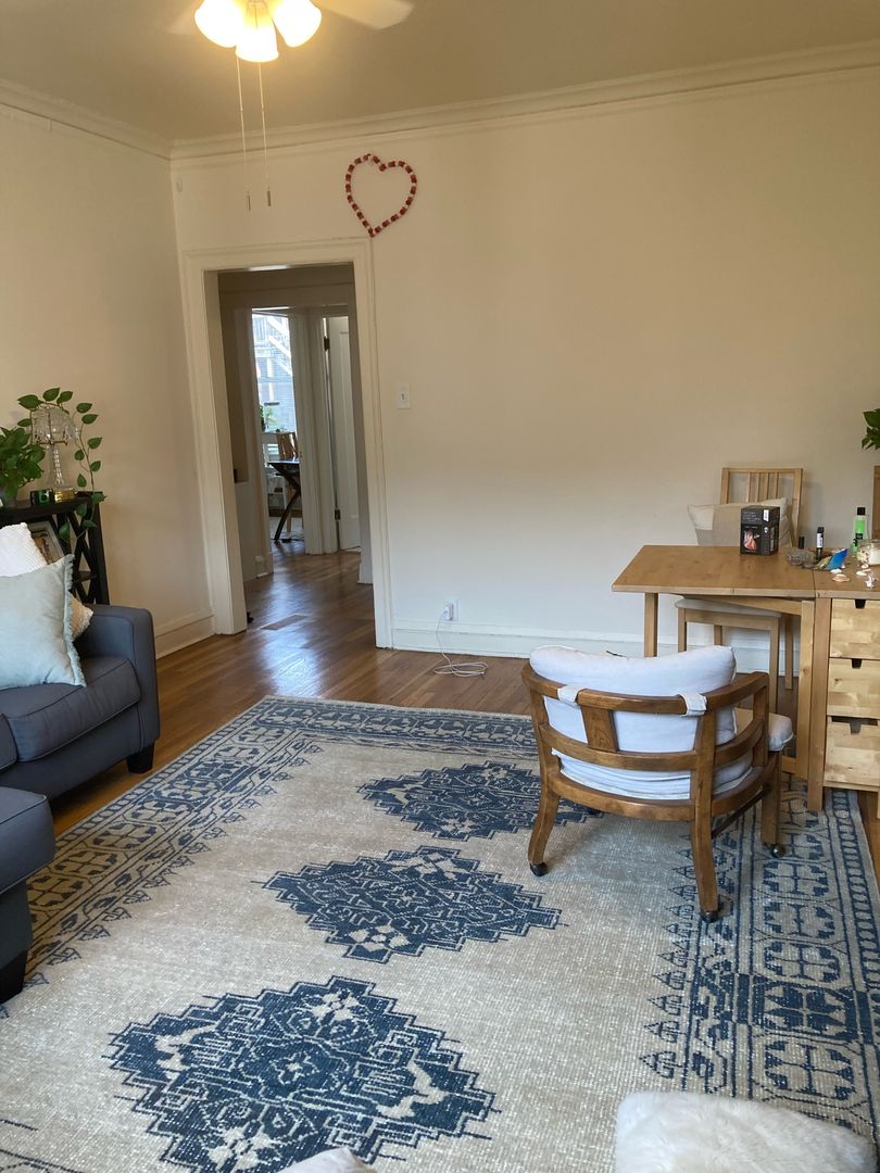 Chicago Apartment: 5114 - 5118 S. Kimbark Ave
