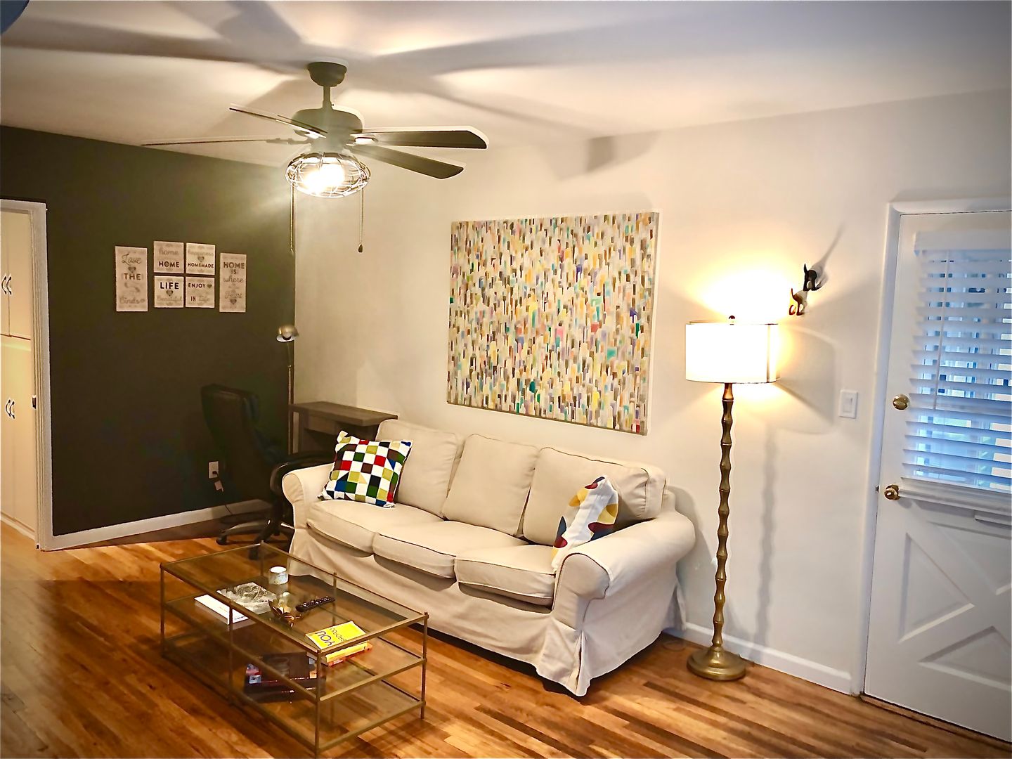 Valley Village Apartment: 12423-25 Chandler Blvd