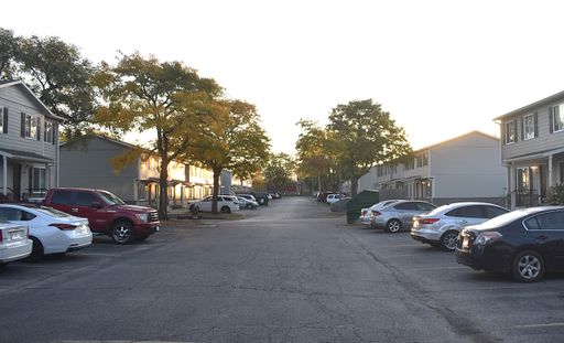 1B1B – photo 1