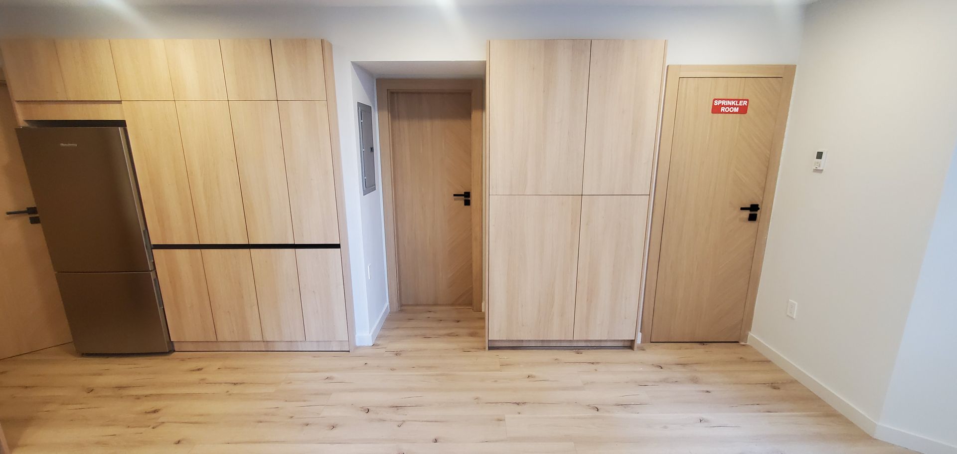 6 National St, South Boston