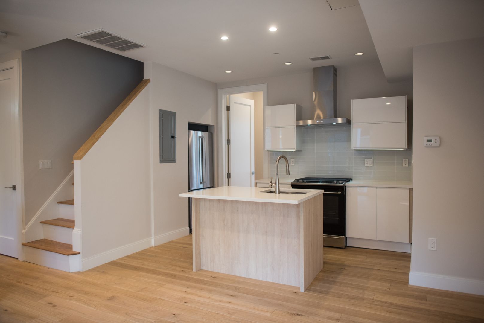 Boston Apartment: 14 Sumner Street