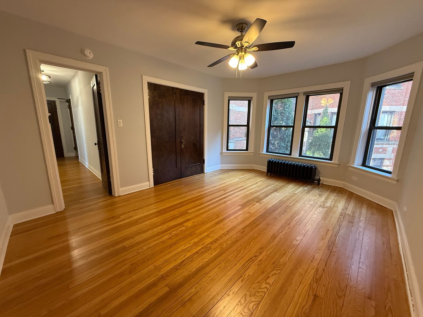 Evanston Apartment: 2129 Ridge Ave