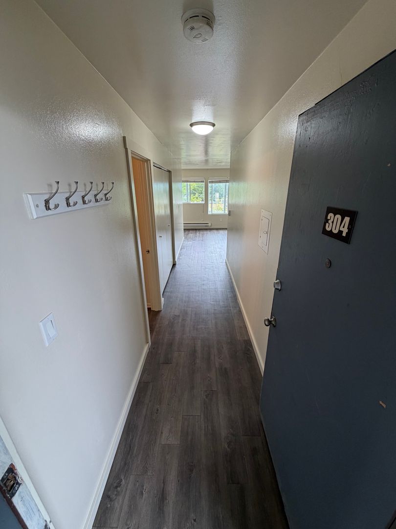 Seattle Apartment: 3504 SW Webster St
