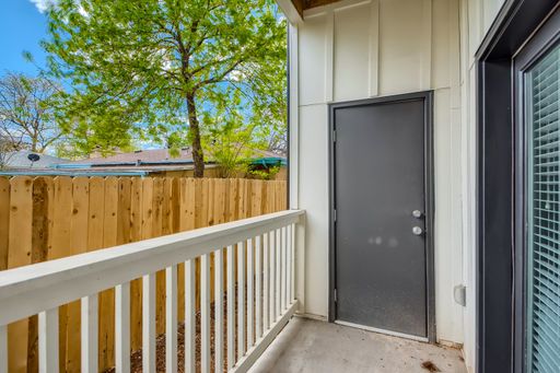 Listing photo thumbnail