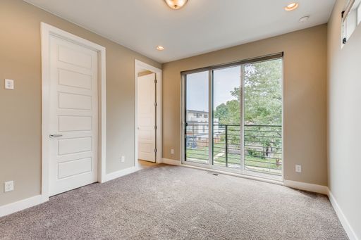 Listing photo thumbnail