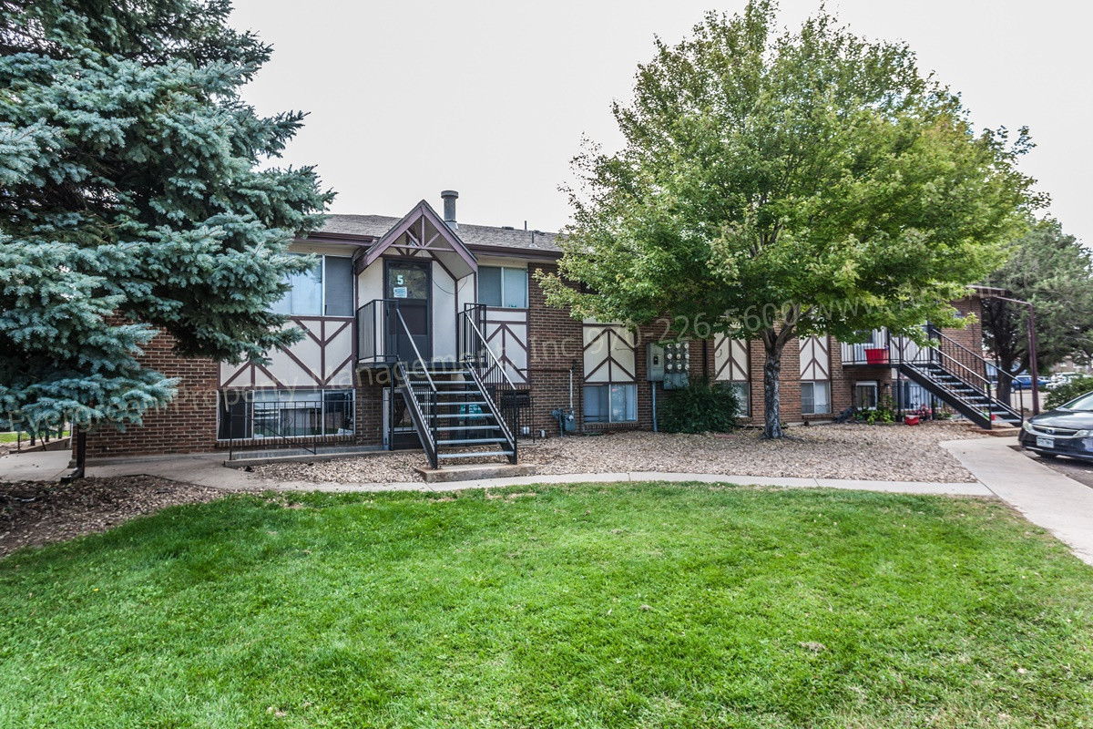 Evans Apartment: 2949 State Farm Road
