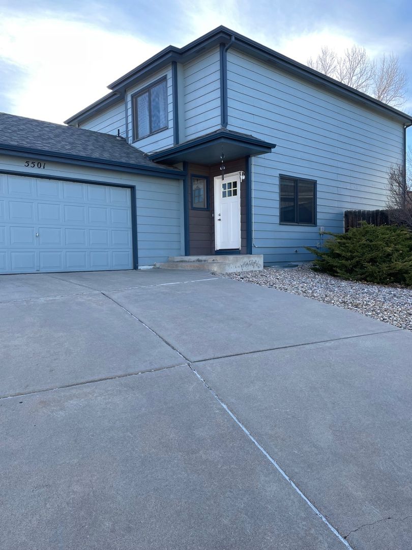 Fort Collins House: 5501 Fossil Ridge Dr #E