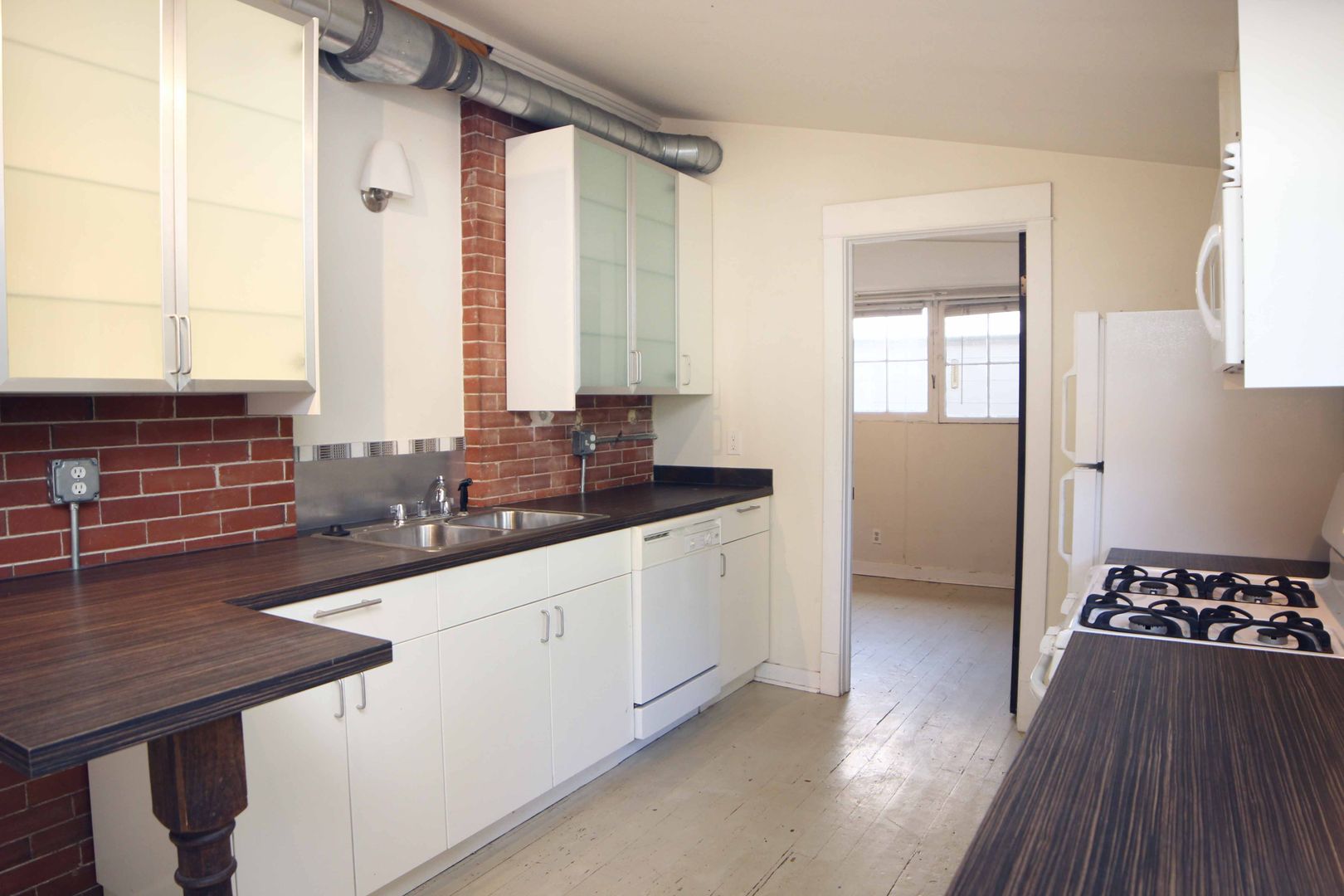 Fort Collins Apartment: 637 Mathews St