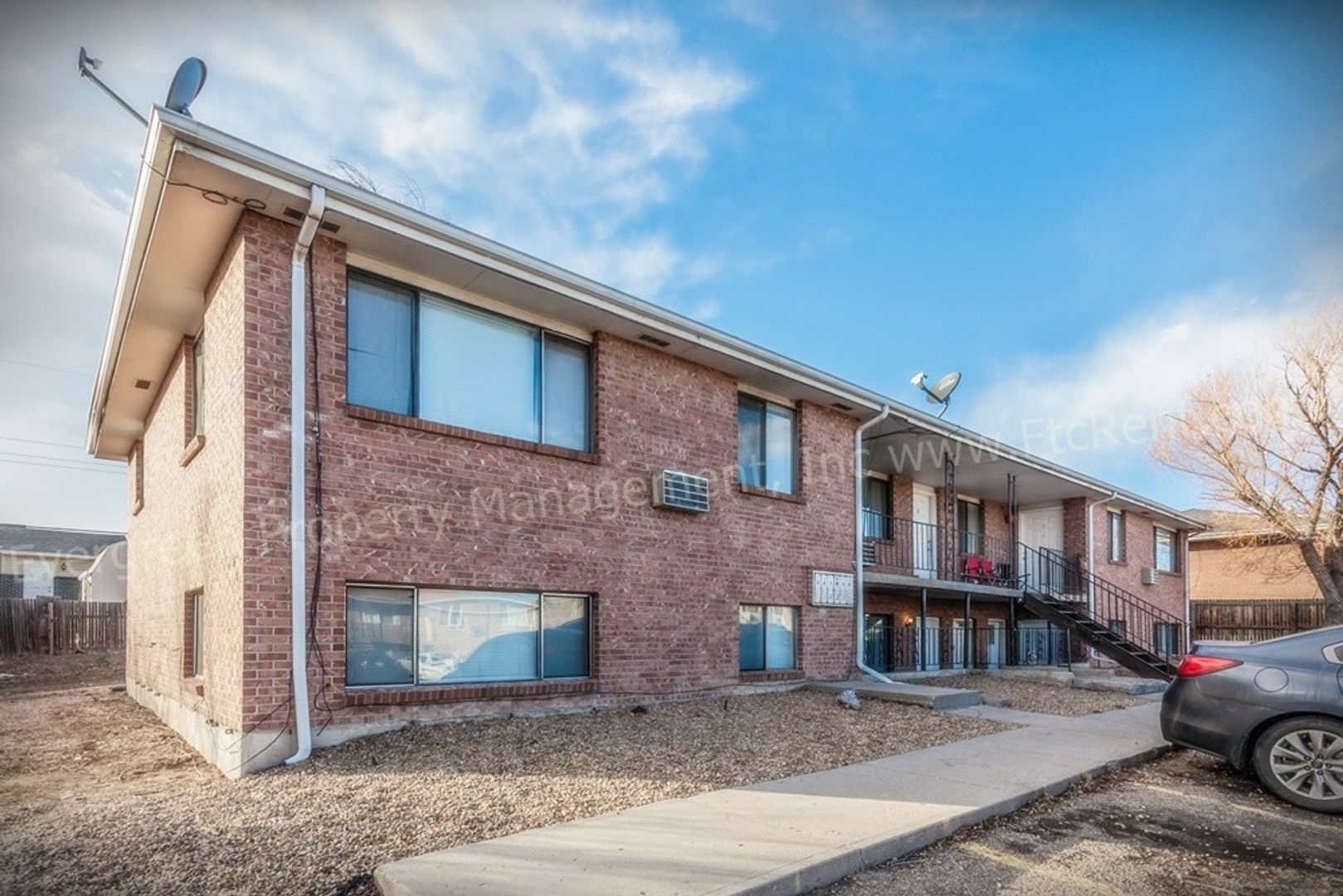 Evans Apartment: 3023 Denver St