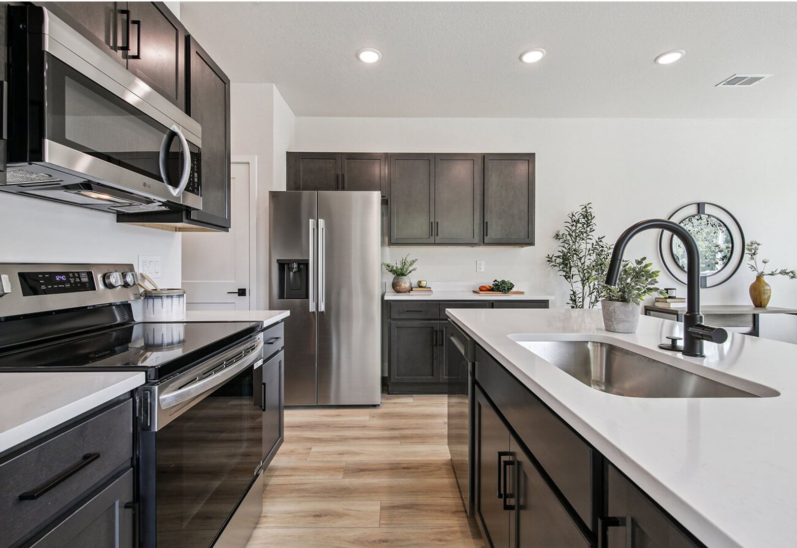 Longmont Apartment: 2445 Yukon Dr