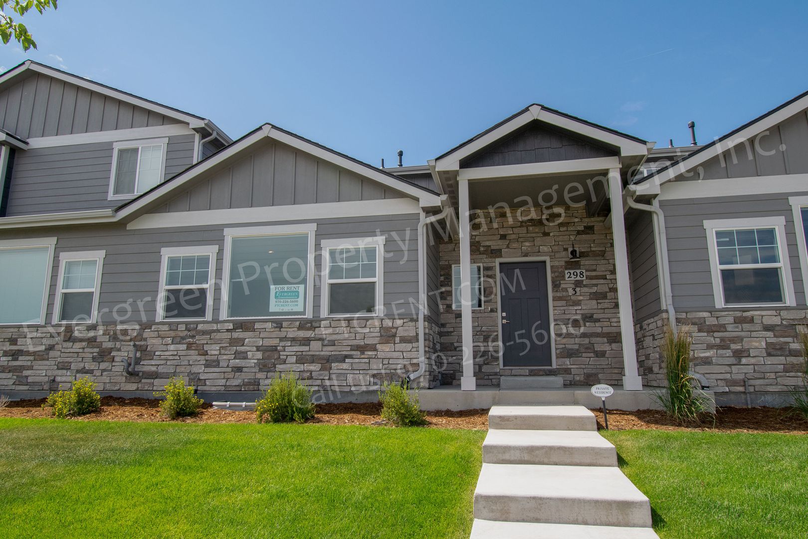 Windsor House: 298 E Chestnut St