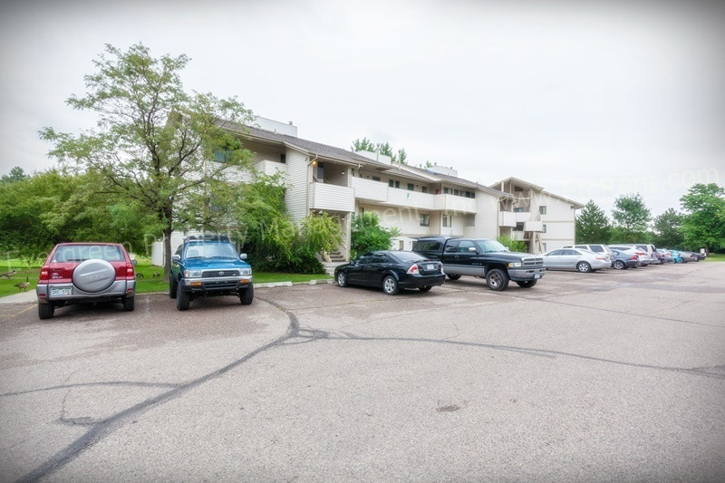 Fort Collins House: 1705 Heatheridge Rd., # D-304