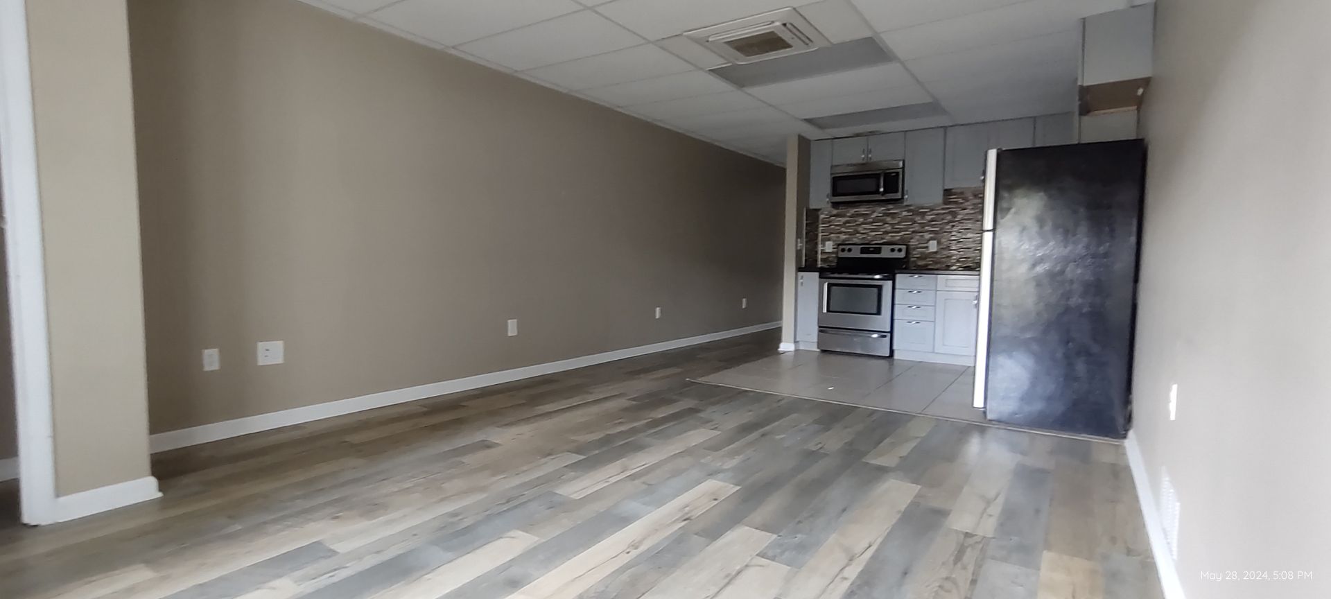 Lavale Apartment: 13800 Stone Point Road