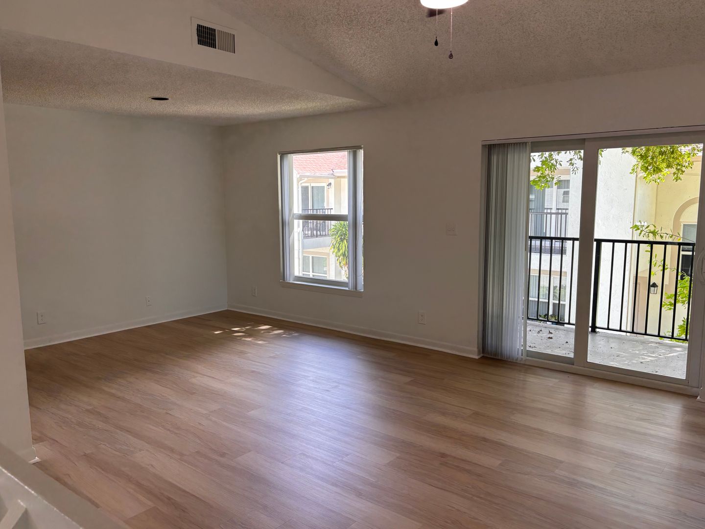 Savannah Place Apartments 3 of 11